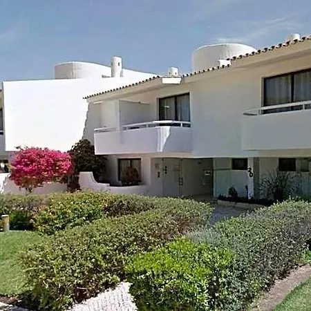 Hotel Scarlet's Place - 1 Bed Victory Village Quinta Do - Beach, Nature, Lakes Ludo