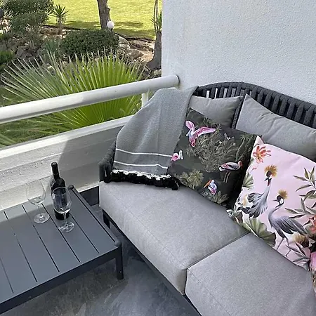 Scarlet's Place - 1 Bed Victory Village Quinta Do - Beach, Nature, Lakes 4*